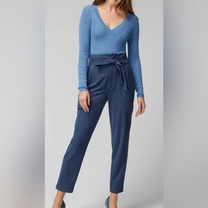 White House Black Market NWT Ultra-Suede Paperbag Tapered Ankle Pant size 4